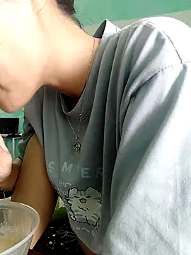 Snapshot of Ly-ny chatting on September 23, 2025, 6:53 am Ly-ny online show from September 23, 2025, 6:53 am