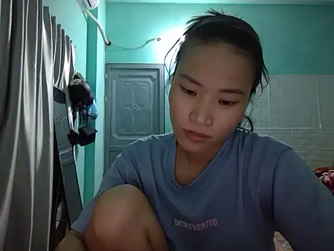 Snapshot of Ly-ny chatting on October 18, 2025, 7:27 pm Ly-ny online show from October 18, 2025, 7:27 pm