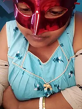 mimi87hoty online show from December 20, 2025, 2:31 pm