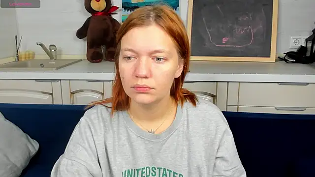 BattyBaker online show from October 31, 2025, 2:08 am