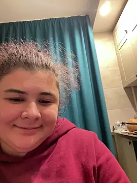 AliceCurlyX online show from December 1, 2025, 9:26 pm