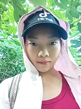 Snapshot of Ananine chatting on October 17, 2025, 12:14 am Ananine online show from October 17, 2025, 12:14 am