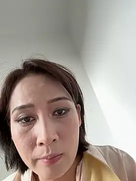 Snapshot of A_girla chatting on June 4, 2026, 8:30 am A girla online show from June 4, 2026, 8:30 am