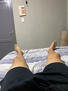 Snapshot of Novindapikgrossa chatting on October 12, 2025, 4:25 am Novindapikgrossa online show from October 12, 2025, 4:25 am