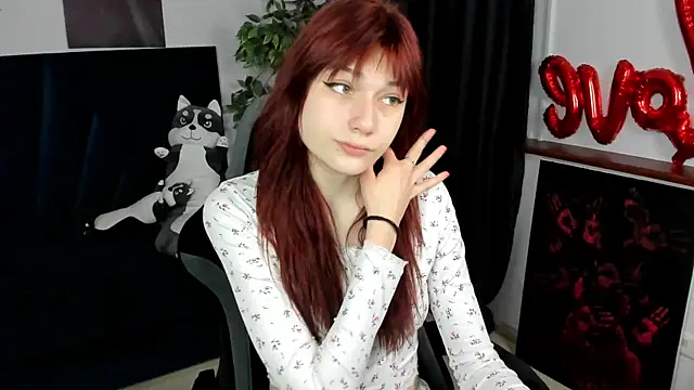 SophieLumen online show from September 23, 2025, 4:58 pm