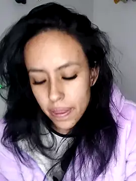 Queen Ashly online show from October 2, 2025, 1:42 am