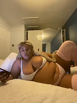 Snapshot of leiafox chatting on September 14, 2025, 4:51 pm leiafox online show from September 14, 2025, 4:51 pm