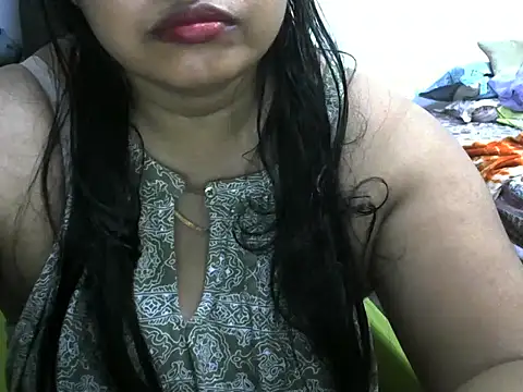 Snapshot of bosemalini chatting on November 1, 2025, 3:28 pm bosemalini online show from November 1, 2025, 3:28 pm