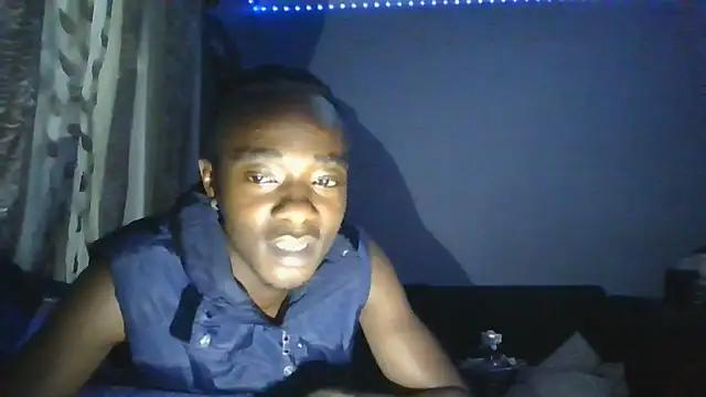 Snapshot of Nykho17 chatting on November 6, 2025, 9:08 pm Nykho17 online show from November 6, 2025, 9:08 pm