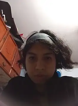 Snapshot of Syndel23 chatting on September 25, 2025, 2:28 am Syndel23 online show from September 25, 2025, 2:28 am