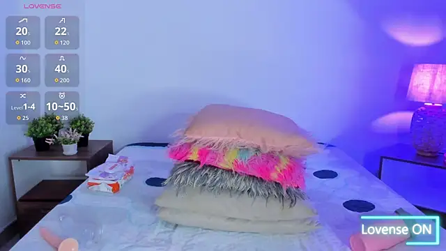 Snapshot of hailey_hadid chatting on September 30, 2025, 6:58 pm hailey hadid online show from September 30, 2025, 6:58 pm