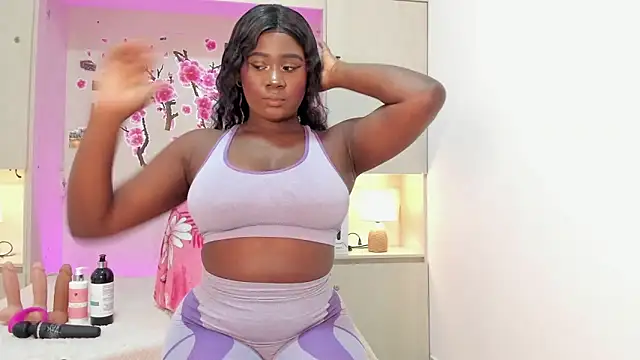 Snapshot of JulianaBlaze_ chatting on February 13, 2026, 8:09 pm JulianaBlaze online show from February 13, 2026, 8:09 pm