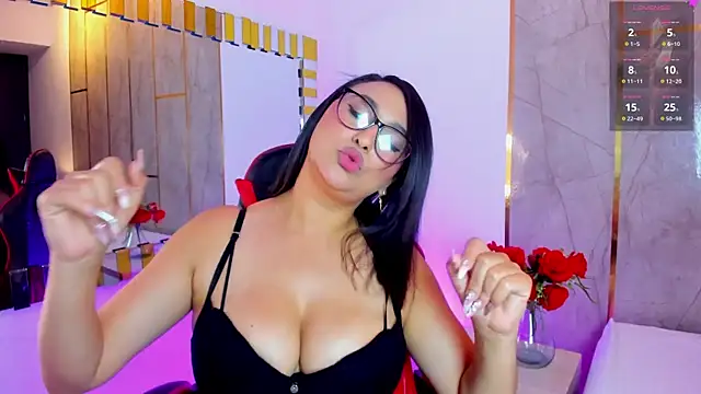 KendallJay online show from July 14, 2026, 10:05 pm