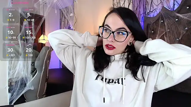 Snapshot of Zami_Escobar_of chatting on October 15, 2025, 6:49 pm Zami Escobar of online show from October 15, 2025, 6:49 pm