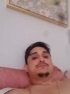 latindaddy69 online show from January 18, 2026, 5:38 pm