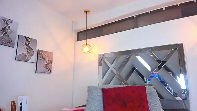 Candy Hott7 online show from January 11, 2026, 8:43 am