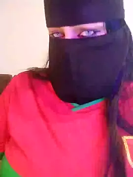 Snapshot of lilyan12 chatting on July 9, 2026, 11:59 pm lilyan12 online show from July 9, 2026, 11:59 pm