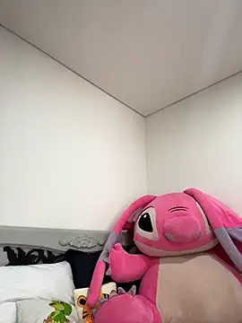 Miss-Jimena online show from October 24, 2025, 7:24 pm