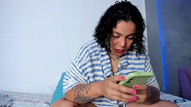 alexholyy online show from October 22, 2025, 2:16 pm