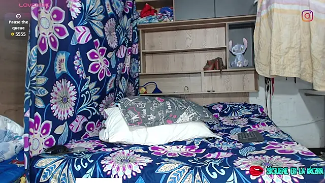 luisafe2025 online show from September 30, 2025, 1:39 pm