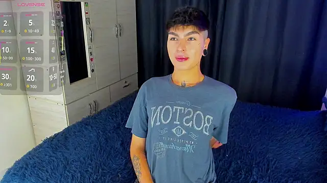 Snapshot of Dark_luckyyy chatting on September 19, 2025, 10:58 pm Dark luckyyy online show from September 19, 2025, 10:58 pm