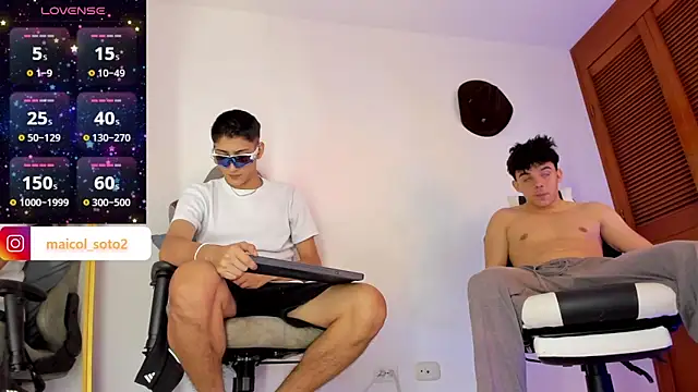 Snapshot of sotooliver3 chatting on September 22, 2025, 7:53 pm sotooliver3 online show from September 22, 2025, 7:53 pm