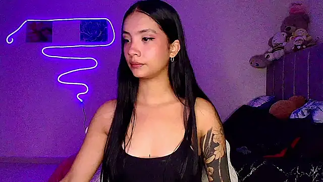 mia yireth online show from April 3, 2026, 12:06 am