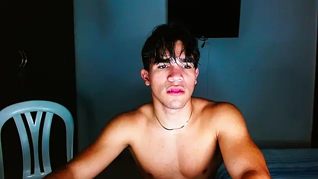 Snapshot of babysebasxxx chatting on October 15, 2025, 3:38 am babysebasxxx online show from October 15, 2025, 3:38 am