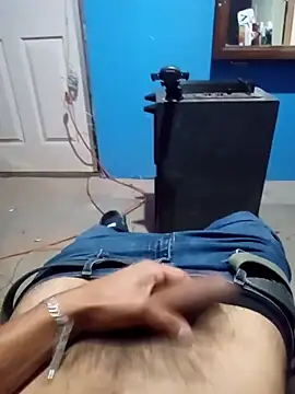 Snapshot of Vergudo19420 chatting on October 18, 2025, 4:58 am Vergudo19420 online show from October 18, 2025, 4:58 am