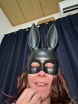Sweet Bitter1 online show from September 18, 2025, 3:09 am