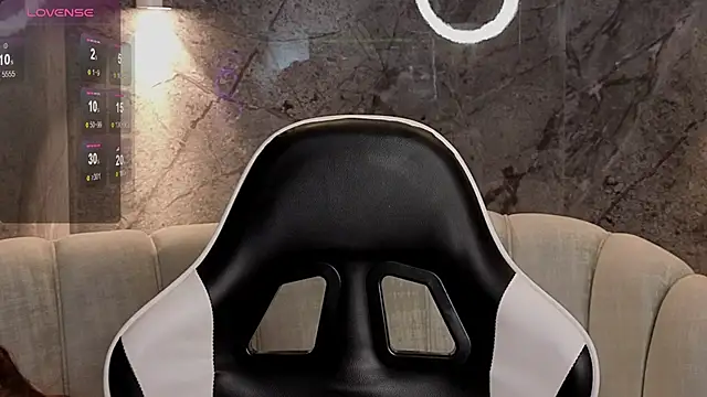 Mary Luxx TP online show from October 12, 2025, 3:35 pm