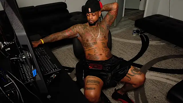 SLANGONDEMHOES online show from March 10, 2026, 9:52 pm