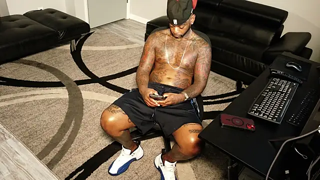 Snapshot of SLANGONDEMHOES chatting on October 1, 2025, 5:39 pm SLANGONDEMHOES online show from October 1, 2025, 5:39 pm