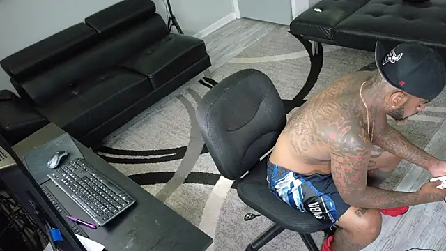 Snapshot of SLANGONDEMHOES chatting on September 15, 2025, 3:45 pm SLANGONDEMHOES online show from September 15, 2025, 3:45 pm