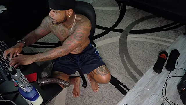 Snapshot of SLANGONDEMHOES chatting on September 12, 2025, 4:51 pm SLANGONDEMHOES online show from September 12, 2025, 4:51 pm