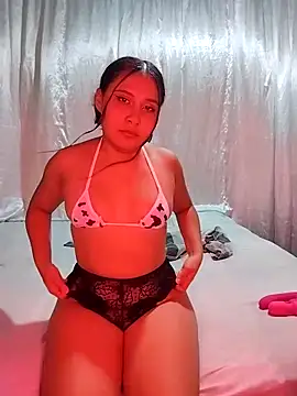 candybombomxh online show from October 25, 2025, 6:45 am