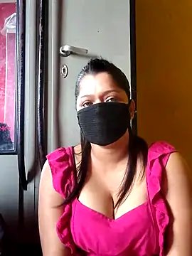 Snapshot of Hottie_couple69 chatting on September 11, 2025, 5:40 am Hottie couple69 online show from September 11, 2025, 5:40 am