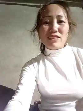 Snapshot of Fienjr chatting on October 21, 2025, 2:38 pm Fienjr online show from October 21, 2025, 2:38 pm