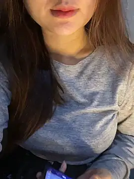 Hinne07 online show from February 12, 2026, 9:20 am