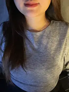 Hinne07 online show from February 10, 2026, 3:22 pm