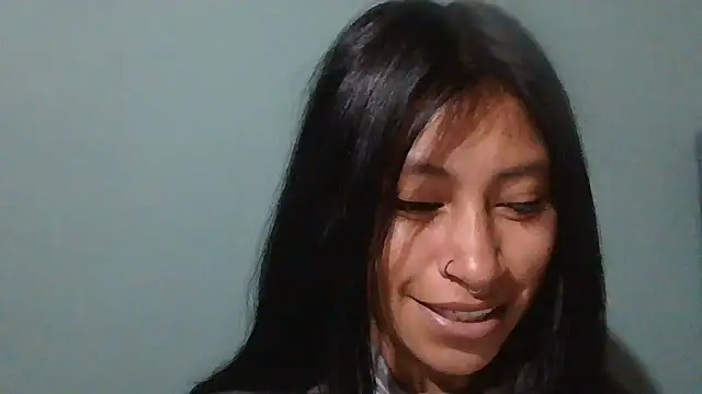 Pocahontas tw online show from December 4, 2025, 1:43 pm