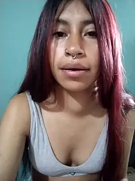 Snapshot of Pocahontas_tw chatting on November 13, 2025, 2:21 pm Pocahontas tw online show from November 13, 2025, 2:21 pm