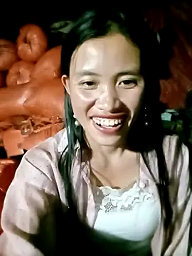 Snapshot of rubi_bae chatting on October 1, 2025, 1:48 pm rubi bae online show from October 1, 2025, 1:48 pm