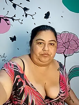 Snapshot of curvy_diva_ chatting on October 25, 2025, 11:09 am curvy diva  online show from October 25, 2025, 11:09 am