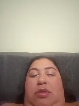 Snapshot of curvy_diva_ chatting on September 29, 2025, 1:56 am curvy diva  online show from September 29, 2025, 1:56 am