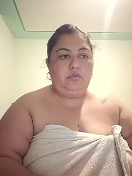 curvy diva  online show from January 10, 2026, 1:12 am