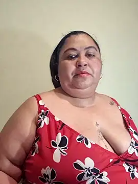 curvy diva  online show from February 12, 2026, 10:37 am