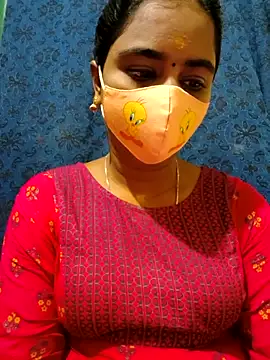 mini-queen online show from October 4, 2025, 7:32 am