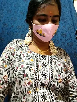 mini-queen online show from January 18, 2026, 12:19 pm