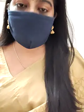 saritha29 online show from May 12, 2026, 4:35 pm